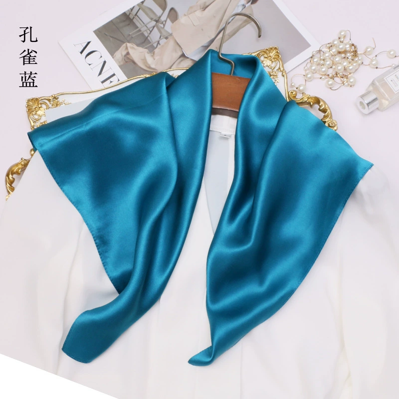 Sciarpa quadrata in seta di ge - Silk Neck Scarf recensione e prezzo